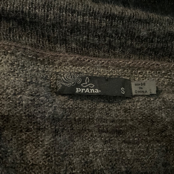 Prana Asymmetrical Hem Cowl Neck Knit Sweater Gray size Small - Picture 7 of 9